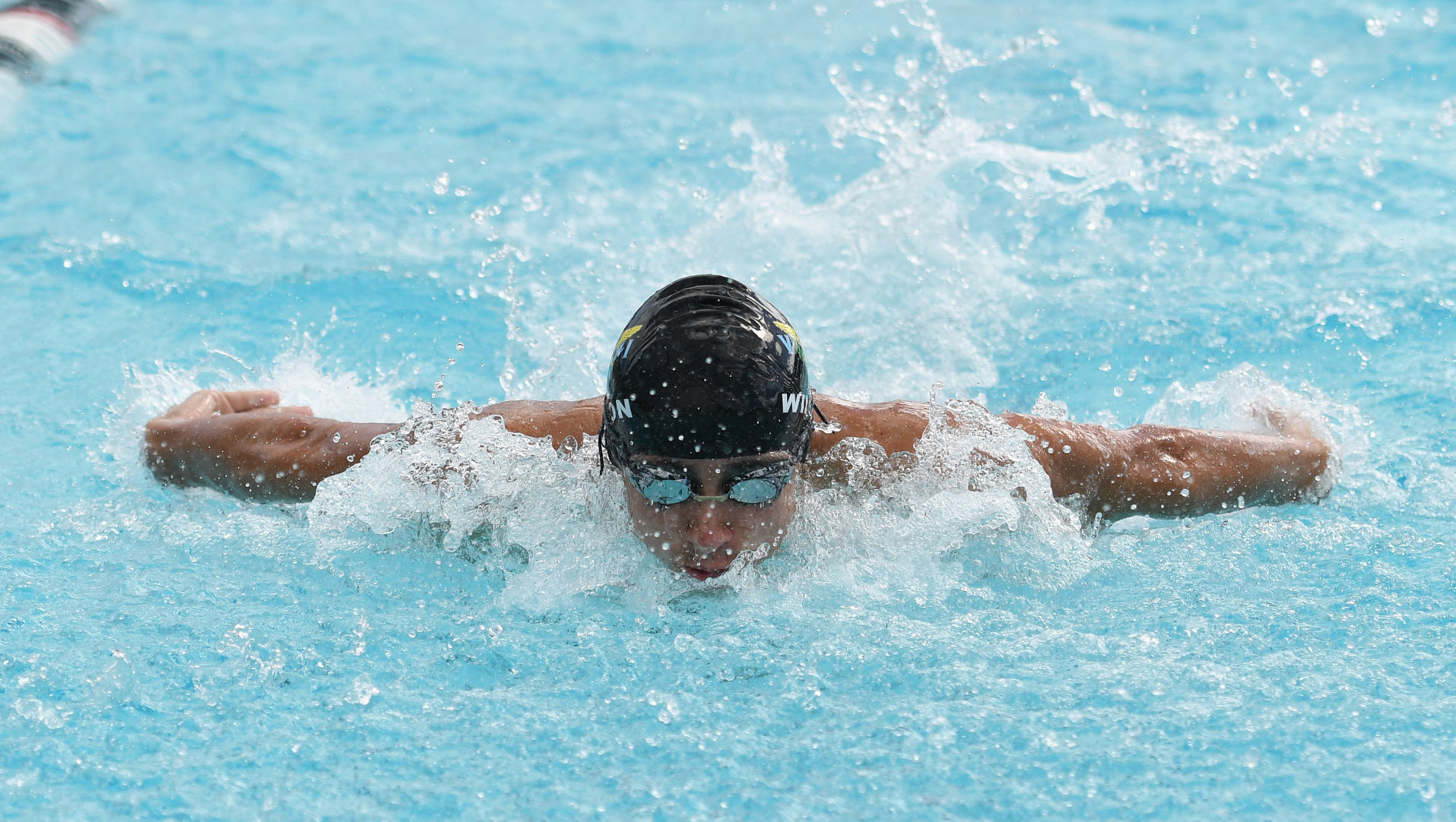 VI Swimming 06a